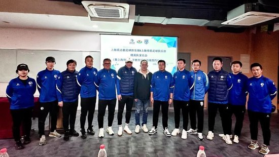 因为这里是一个所有帅哥美女都爱不释手的娱乐网站。案例展示