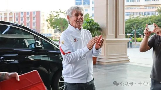 YABOSPORTS已经发展成为人员规模最大、访问量最高、信息量最大的门户网站相关图片