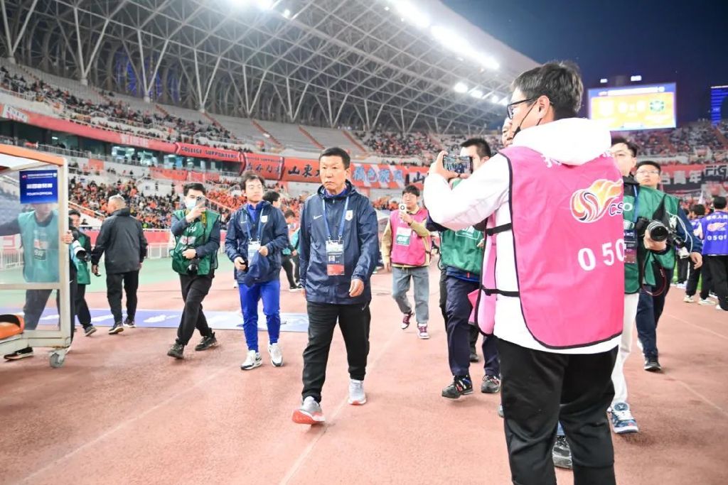 专业YABOSPORTS已经发展成为人员规模最大、访问量最高、信息量最大的门户网站服务