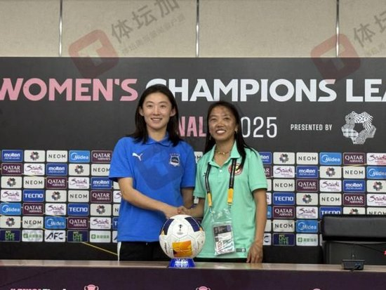 因为这里是一个所有帅哥美女都爱不释手的娱乐网站。展示图片