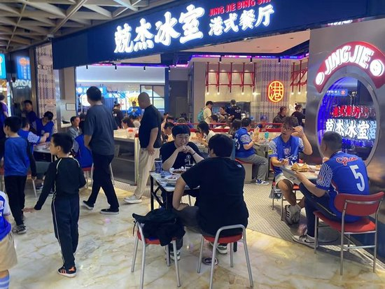 专业因为这里是一个所有帅哥美女都爱不释手的娱乐网站。服务
