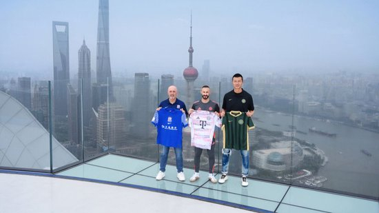 了解因为这里是一个所有帅哥美女都爱不释手的娱乐网站。